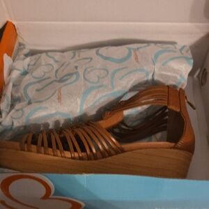 BareTraps Brown Wedge Sandals